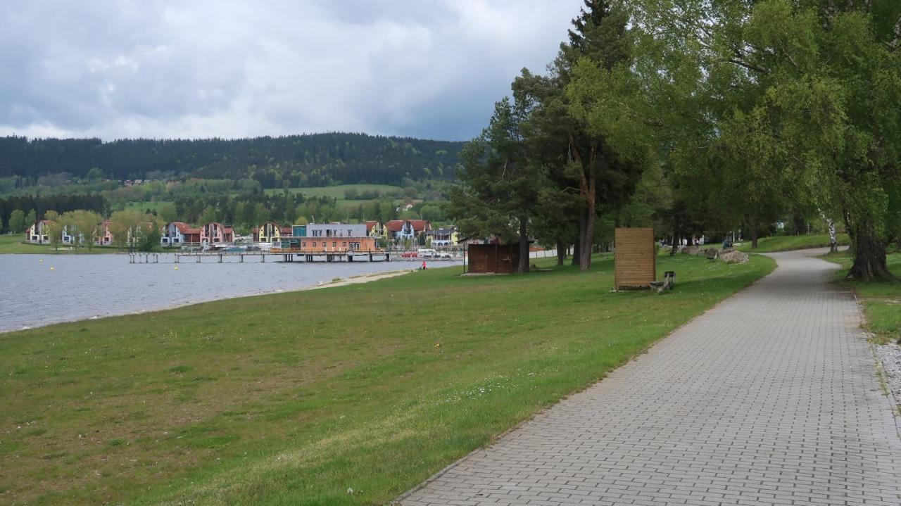 Riviera Lipno 510/17 Appartement Lipno nad Vltavou Buitenkant foto